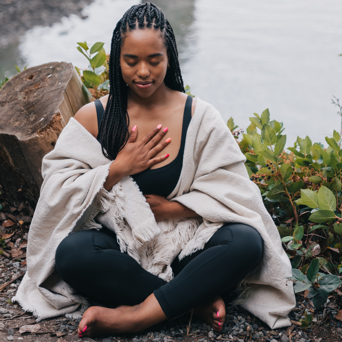 Grounding Techniques: Powerful Methods to Stay Balanced and Centered 🧘🏻‍♂️🧿
